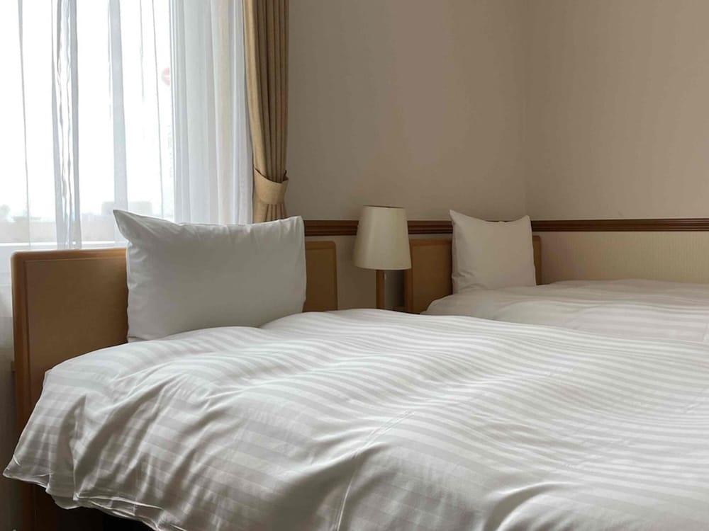 Toyoko Inn Hokkaido Asahikawa Ekimae Ichijo Dori Zewnętrze zdjęcie